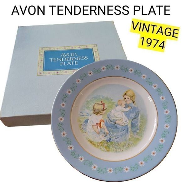Avon Tenderness Plate Vintage Mother's Day 1974 in Original Box - Picture 1 of 10